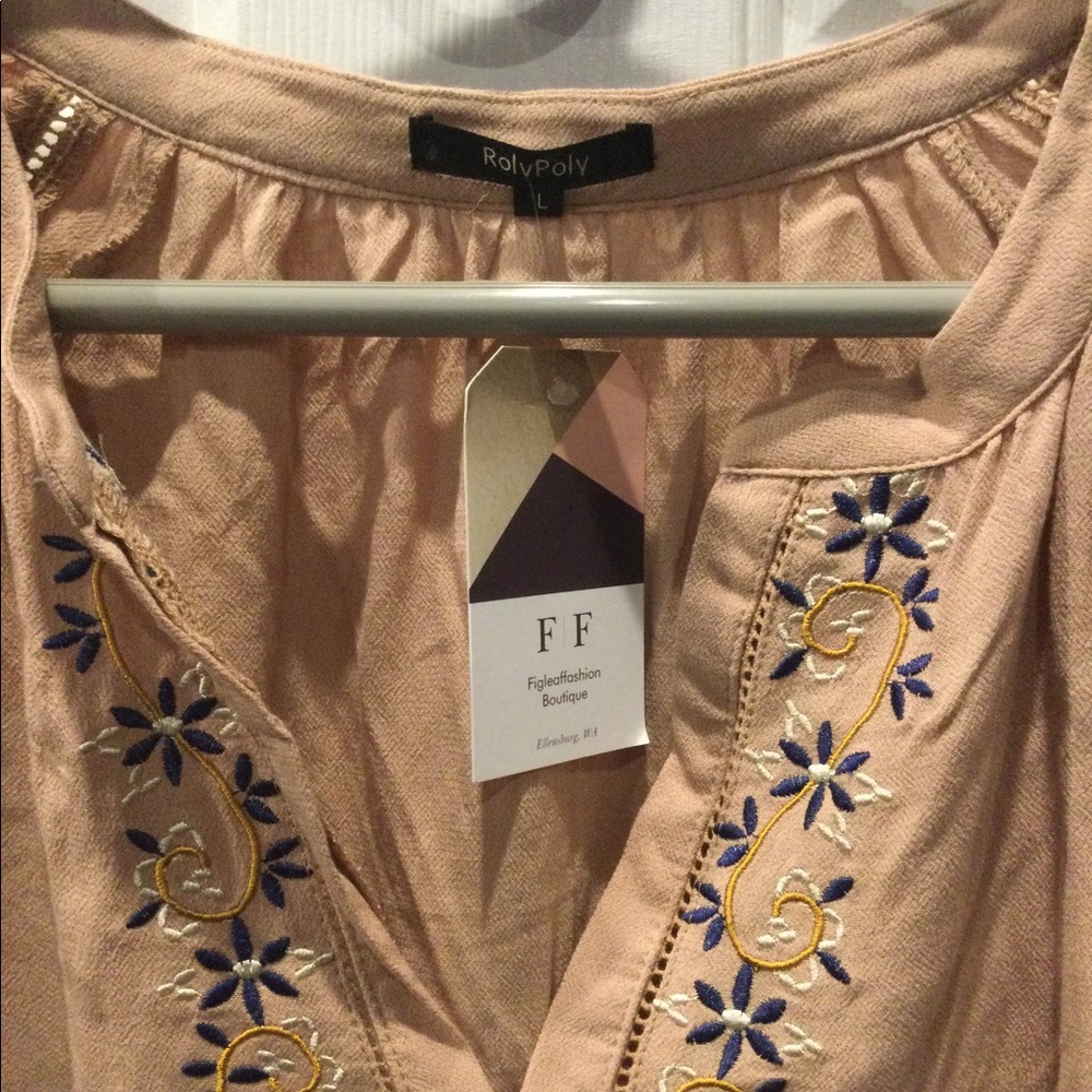 Embroidered Top - Picture 4 of 7